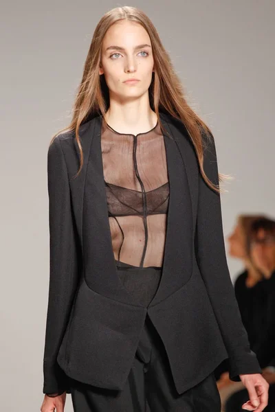 Look 49